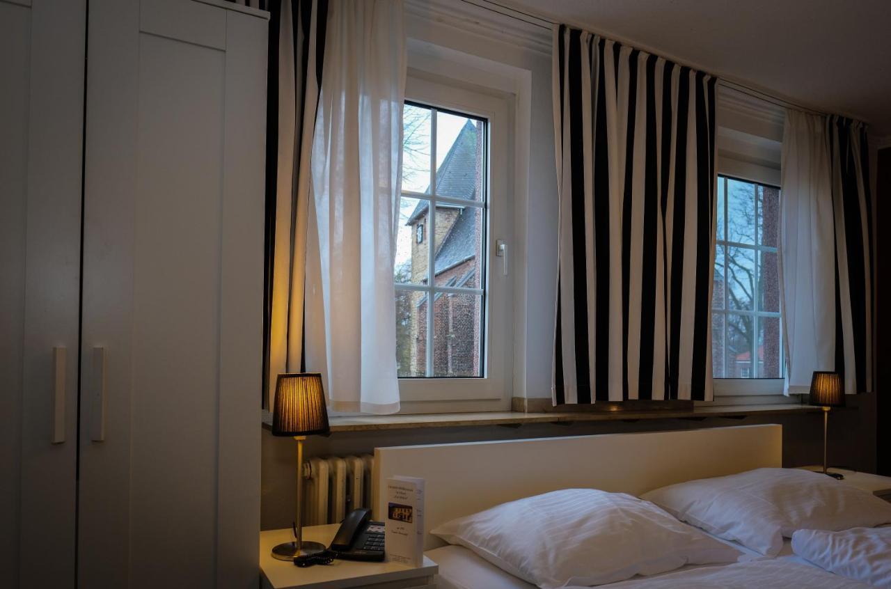 Hotel-Restaurant Zur Muehle Шермбек Екстериор снимка